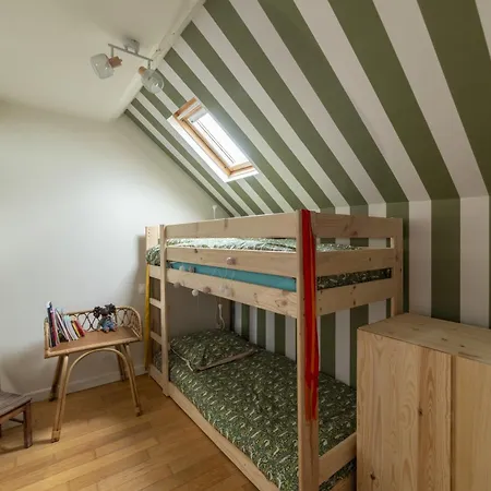 Le Muguet - - Proche *