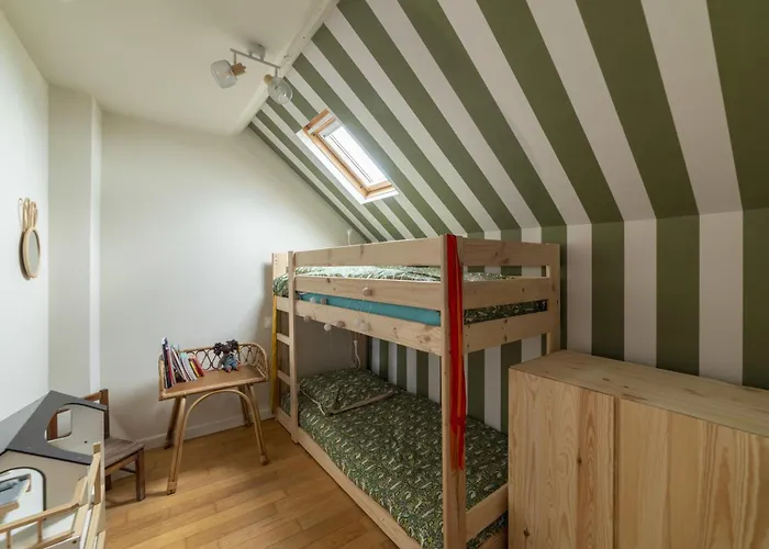 Le Muguet - - Proche *